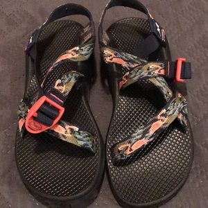 Flamingo pattern Chacos